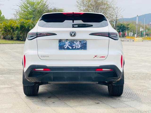 2025 Чанган X5 ПЛЮС