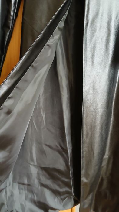 Продам плащ для девочки