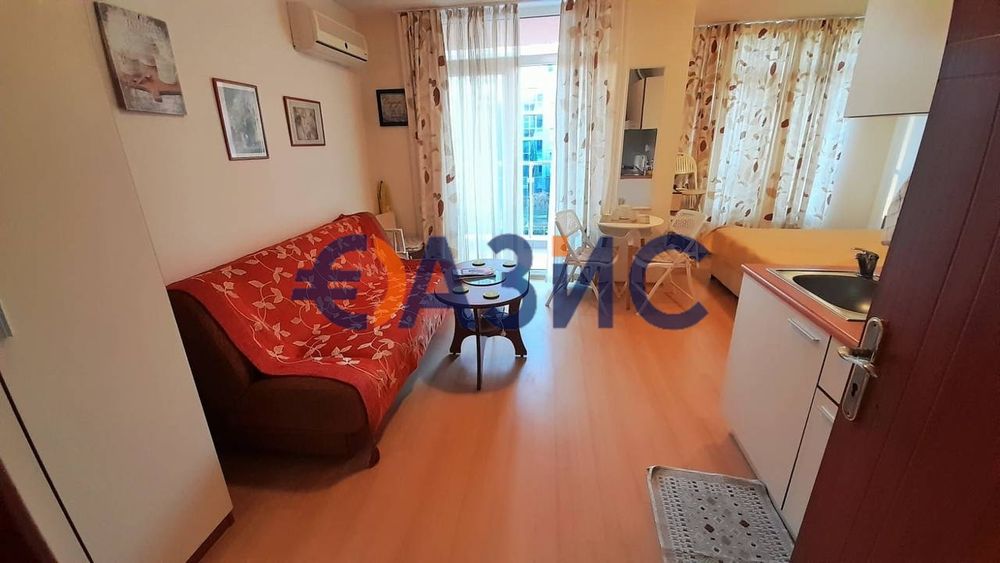 Продава се Едностаен апартамент в к.к. Слънчев бряг - 37 кв.м за 1230 €/кв.м - Снимка #7
