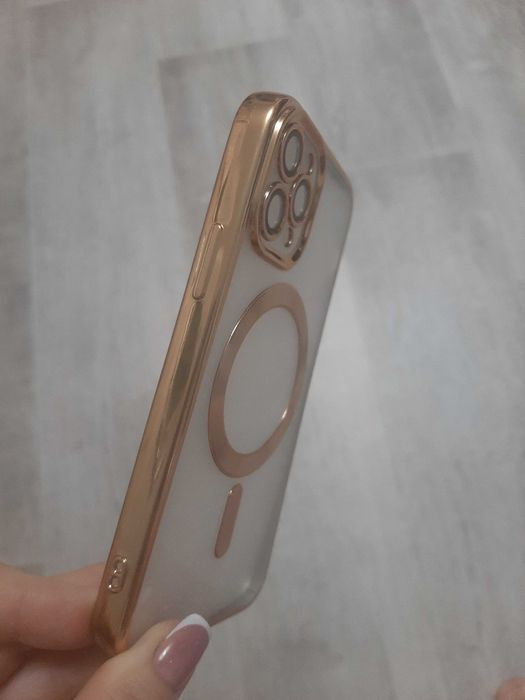 Чехол на айфон 11