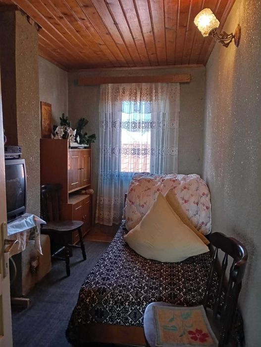 Vila cu etaj de vanzare in sat Ciuturesti, comuna Odobesti, Judetul Bacau