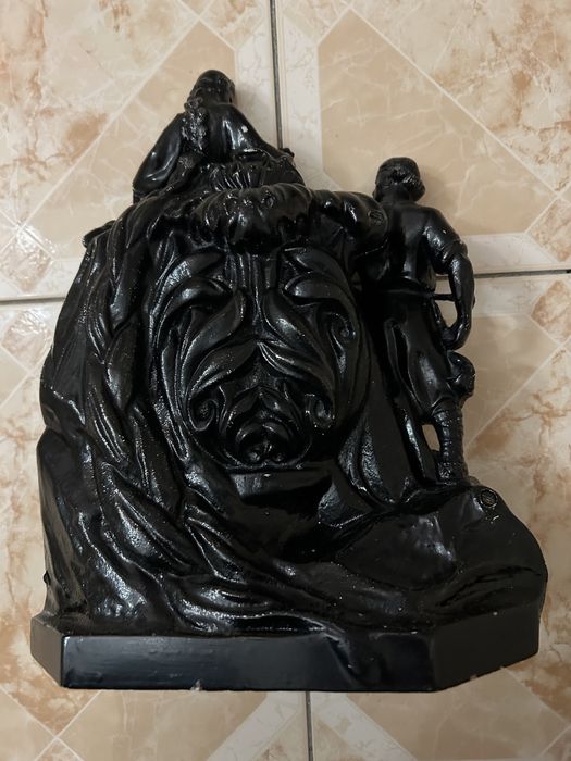 Продаю винтажные каминные часы -статуэтка Хозяйка медной горы