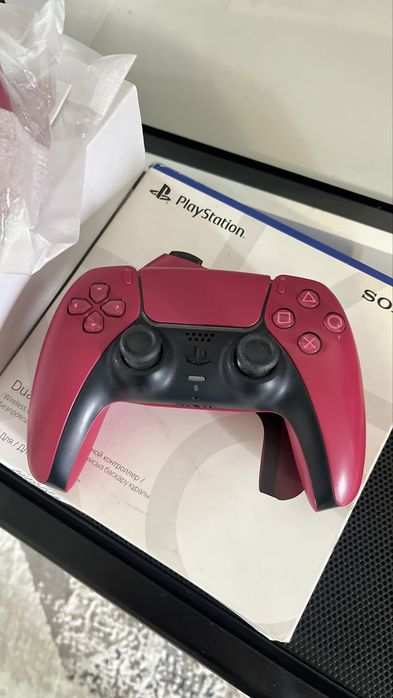 Sony Ps5 DualSense красный джойстик ps5