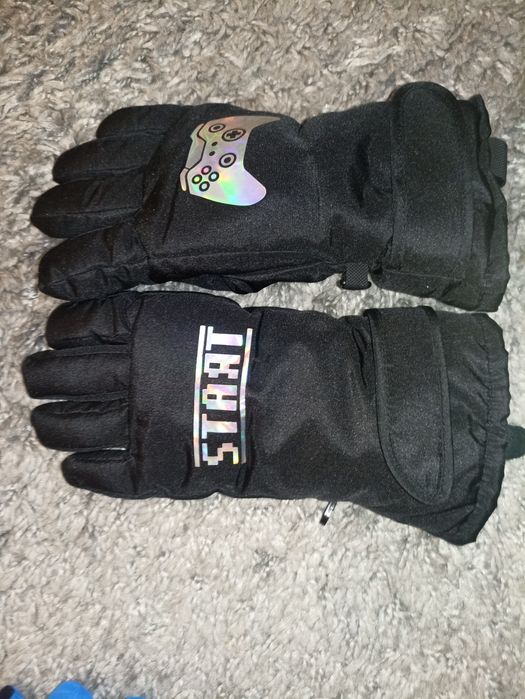 Детски ски ръкавици за 6-8год.възраст