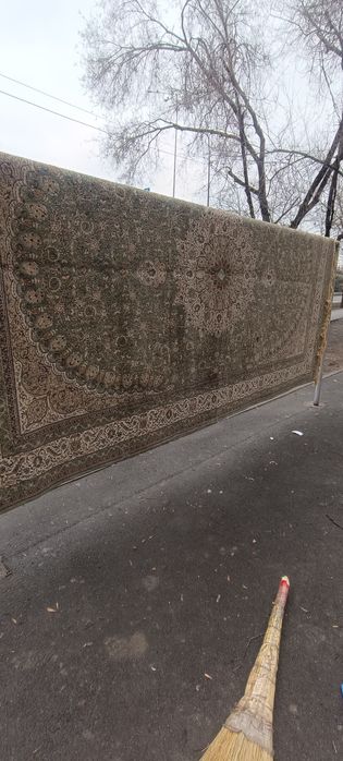 Срочно продам советскии шерстенной ковер 3×4