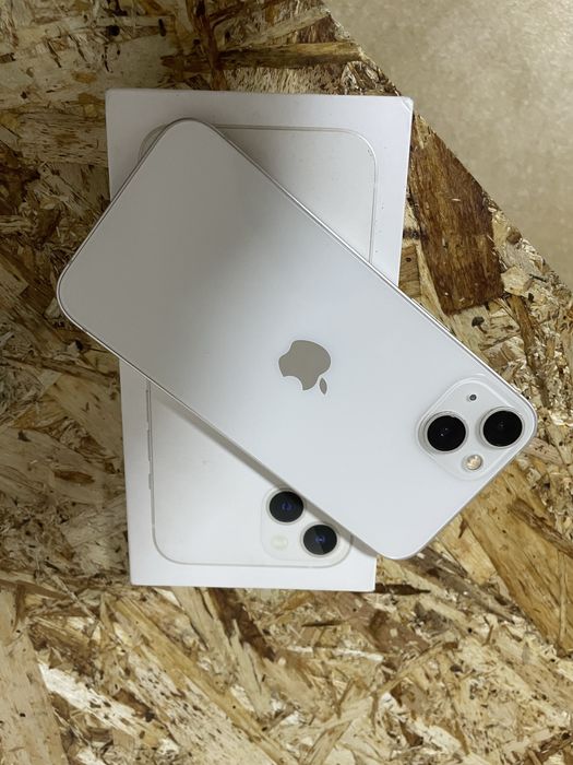 Айфон 13 продам.