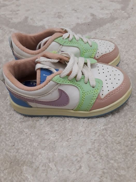 Оригинални детски маратонки найк и адидас 26 и 27 номер