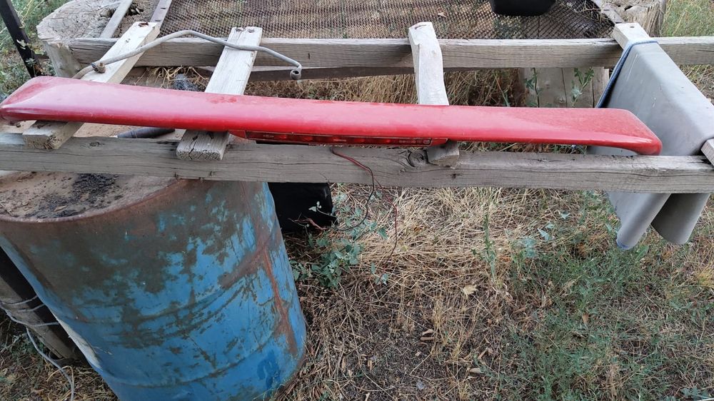 Продам спойлер от Мерседес W202 в оригинале