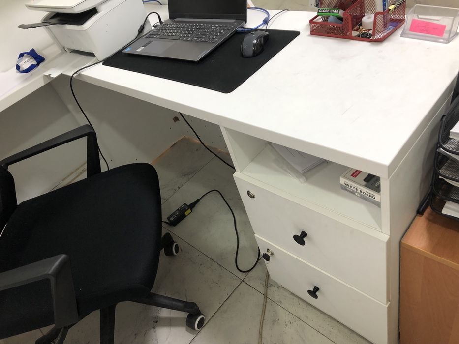 Продам ресепшн офисный