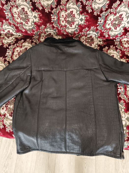 Продам куртку кожанную