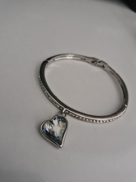 Гривна, колие и обици SWAROVSKI