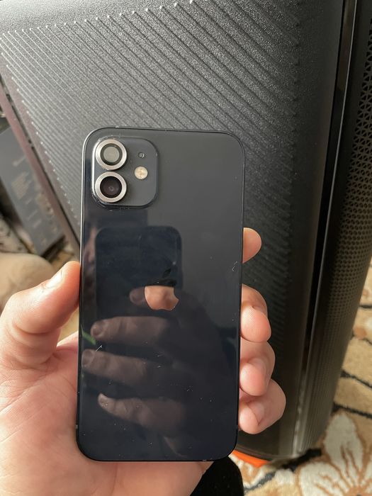 Iphone 12 in stare foarte buna