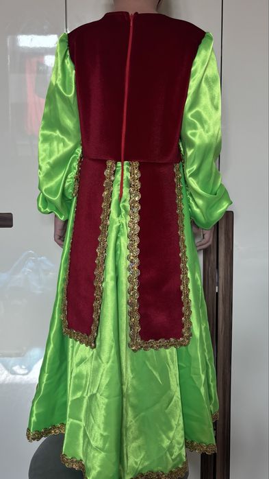 Национальное уйгурское платье