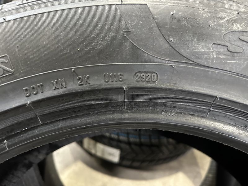 255/55/20 PIRELLI 4бр
