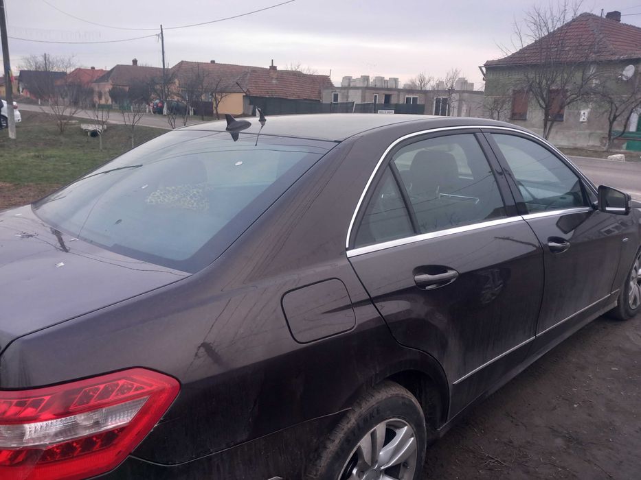 Mercedes bens w212 2010