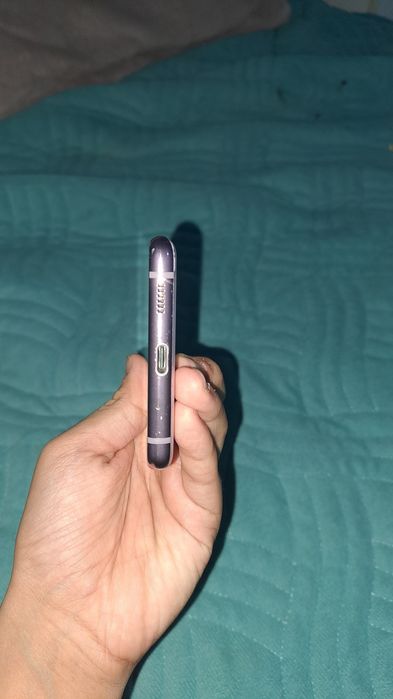 Samsung S20FE 128/8