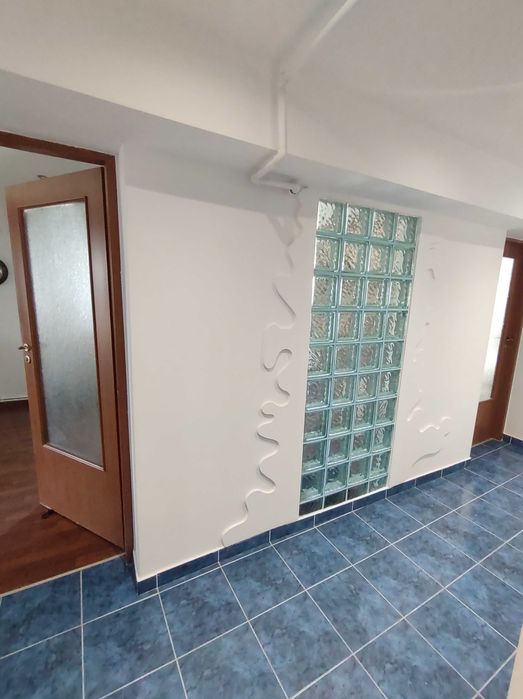 3 camere ultracentral, zona Primariei, centrala termica pe gaz