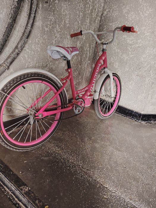 Bicicleta de fete roz