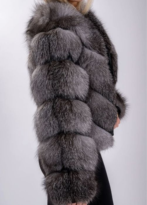 Haina din blana naturala de vulpe