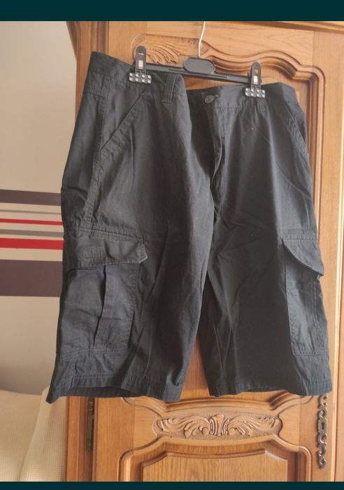 Pantaloni scurți pentru bărbați, modele diferite, mărimi diferite