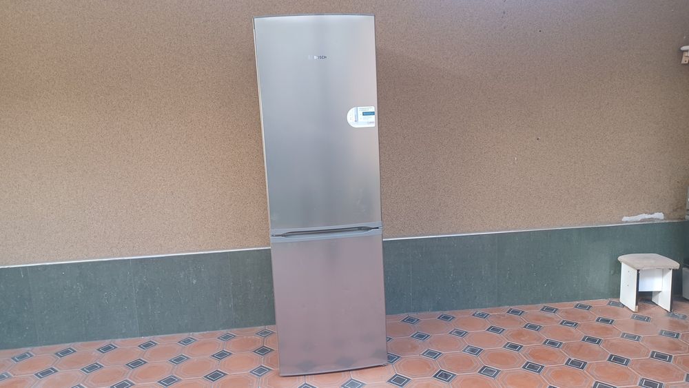 Холодильник BOSCH