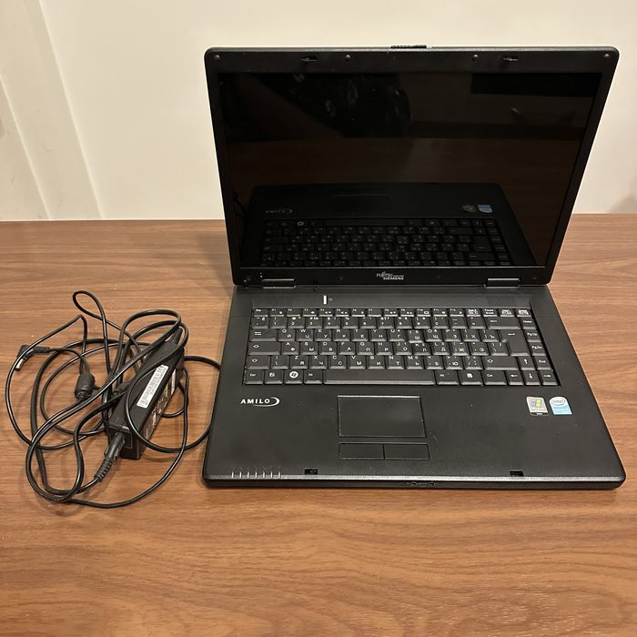 Ноутбук Fujitsu Amilo Li 2727
