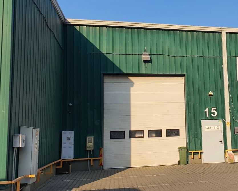 Se INCHIRIAZA Hala de 190mp