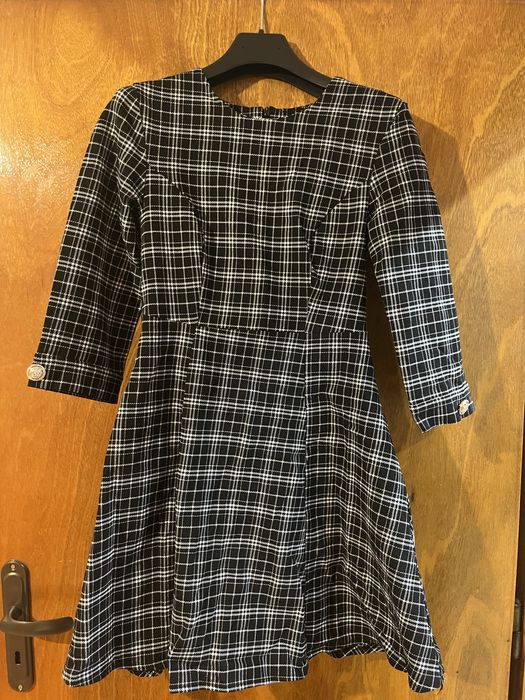 Продавам нова рокля