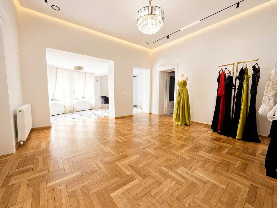 Casă / Vilă  de închiriat centrul Sibiului, 130mp (birouri, atelier,etc.)