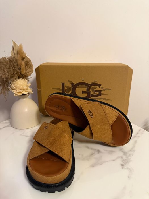 Papuci UGG  Dama