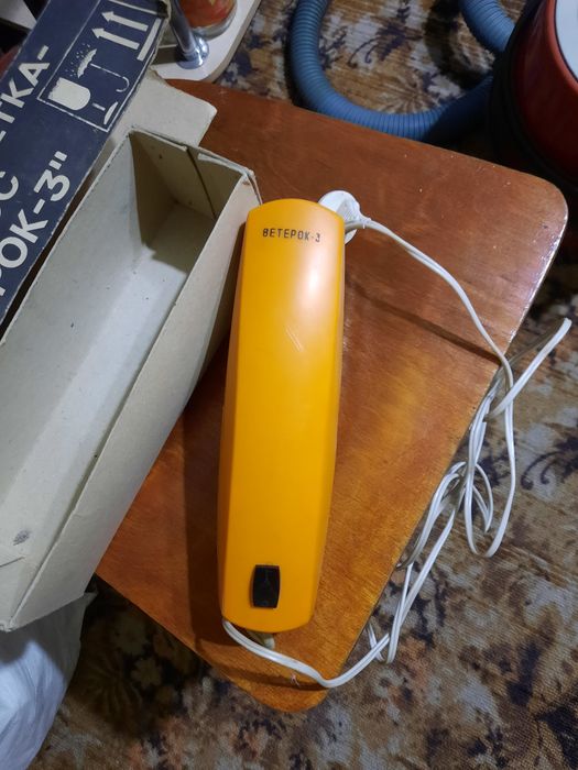 Продам электрощётку пылесос СССР