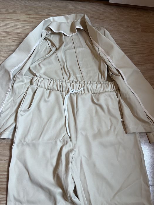 Costum dama marimea M