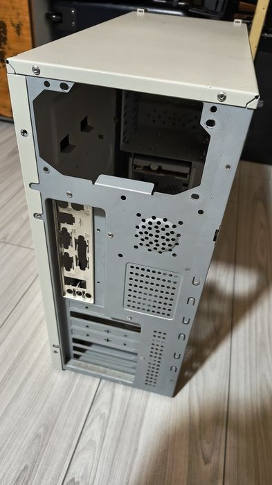 Carcasa ATX PC (vintage retro builds) + alte piese PC