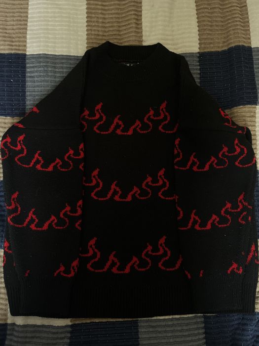 Продам кофту/свитер черно-красная