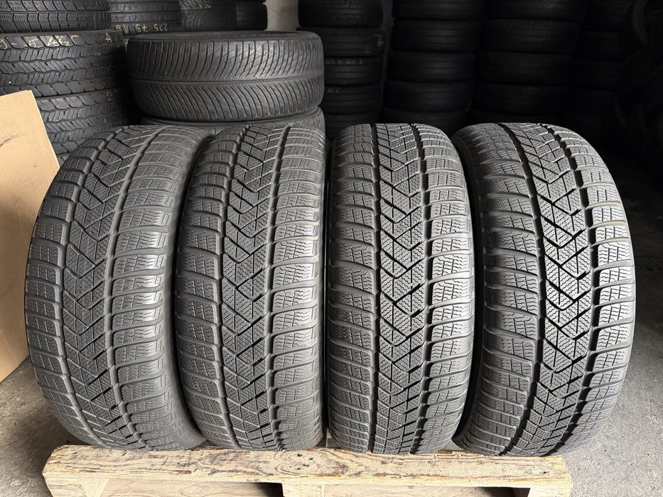 4 anvelope iarna 225/50/17 , Pirelli , RunFlat , 6.5-7 mm