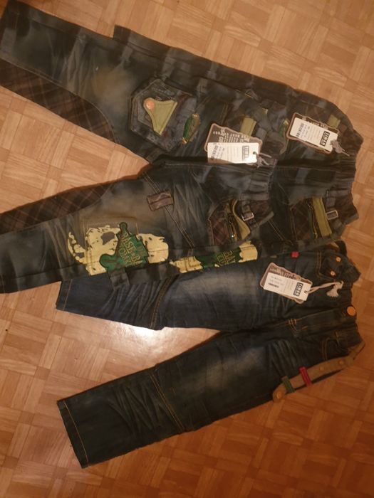 Джинсы новые на мальчика