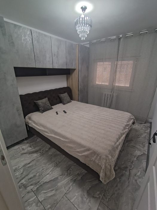 Apartament cu 4 camere etajul 3