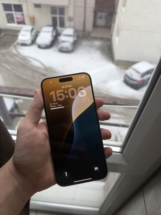 Vand Iphone 15 pro max 256GB