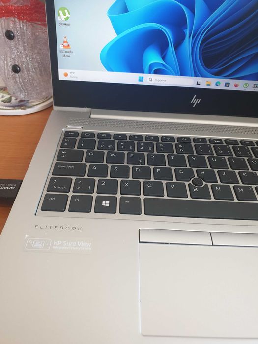 HP EliteBook 830 G5 със i7 8Gen, 32gb ram ddr4, 512gb ssd 380евро