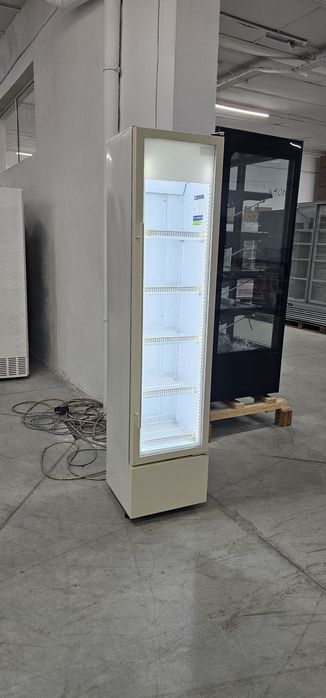 Слим Хладилна Витрина 45 см