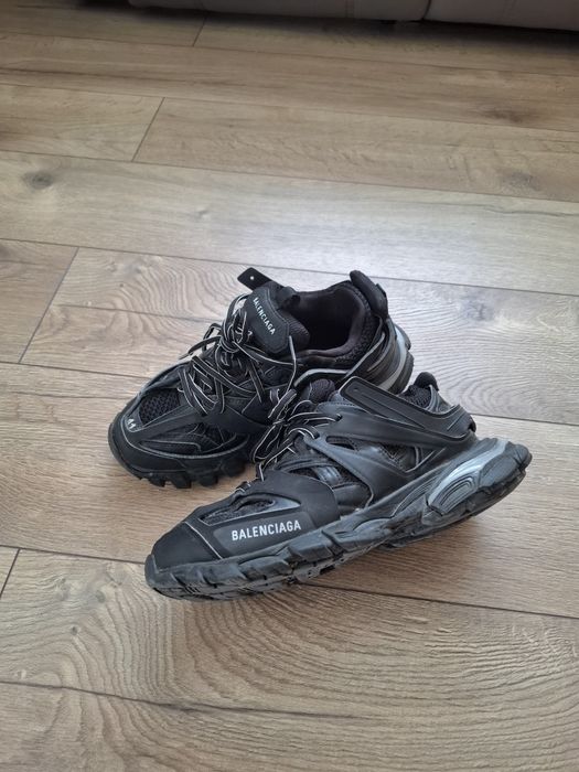 Balenciaga track 41