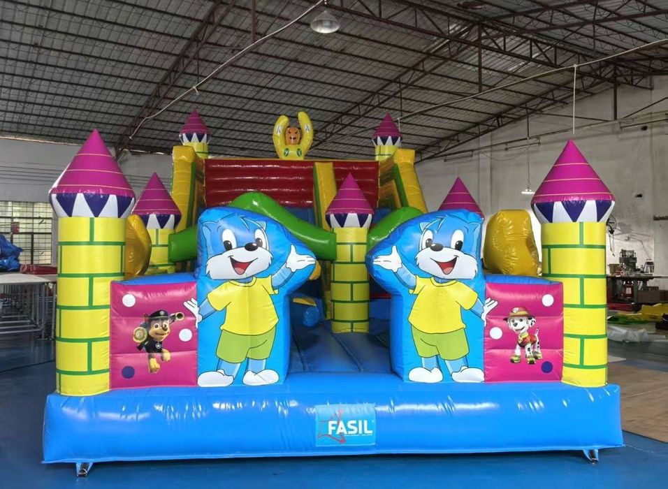 Надувной батут      .