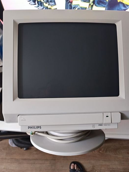 Philips CRT monocrom serial PRO7BM743