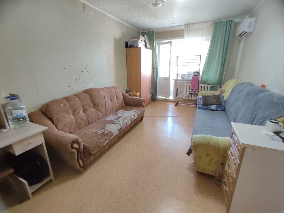 Продается 3-комн (6-27, 3 эт)