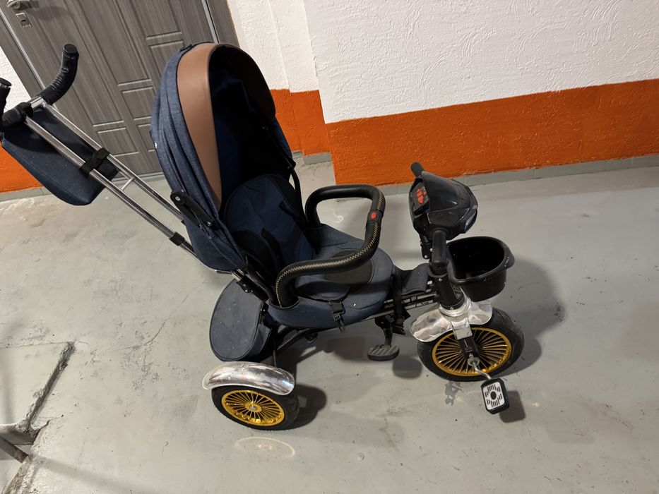 Продам трехколесный детский велосипед