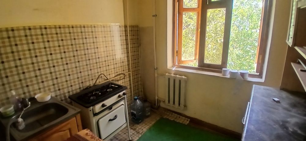 Продаётся квартира,ул.Беруний