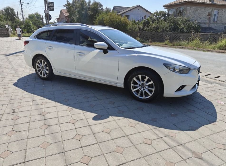 Mazda 6