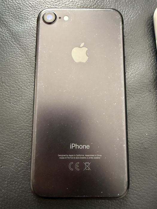 iPhone 7 128gb продам