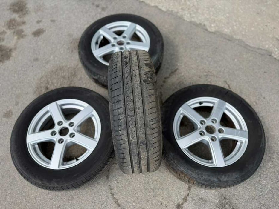 4 бр. Летни гуми 195/65 R15 с алуминиеви джанти 5x112 Audi VW Seat Skoda