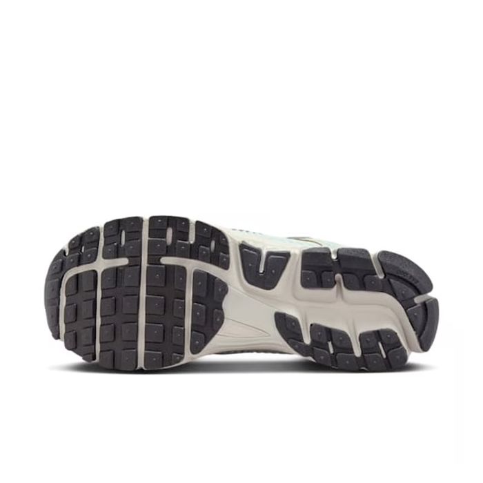 Nike Zoom Vomero 5